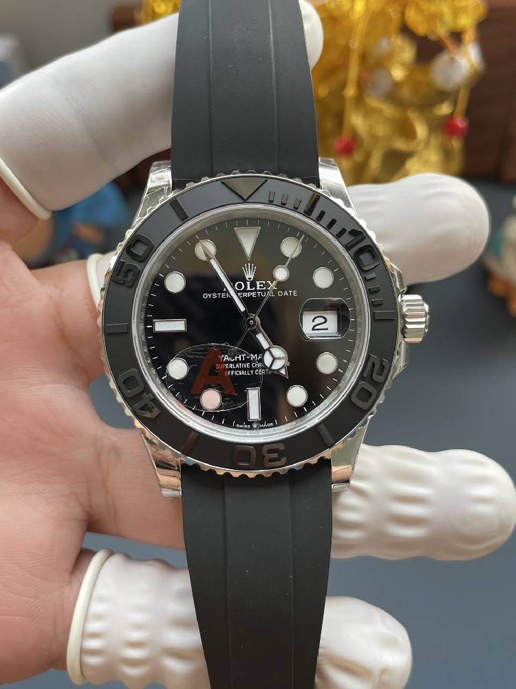 VS  V3Matching weight Platinum yacht
